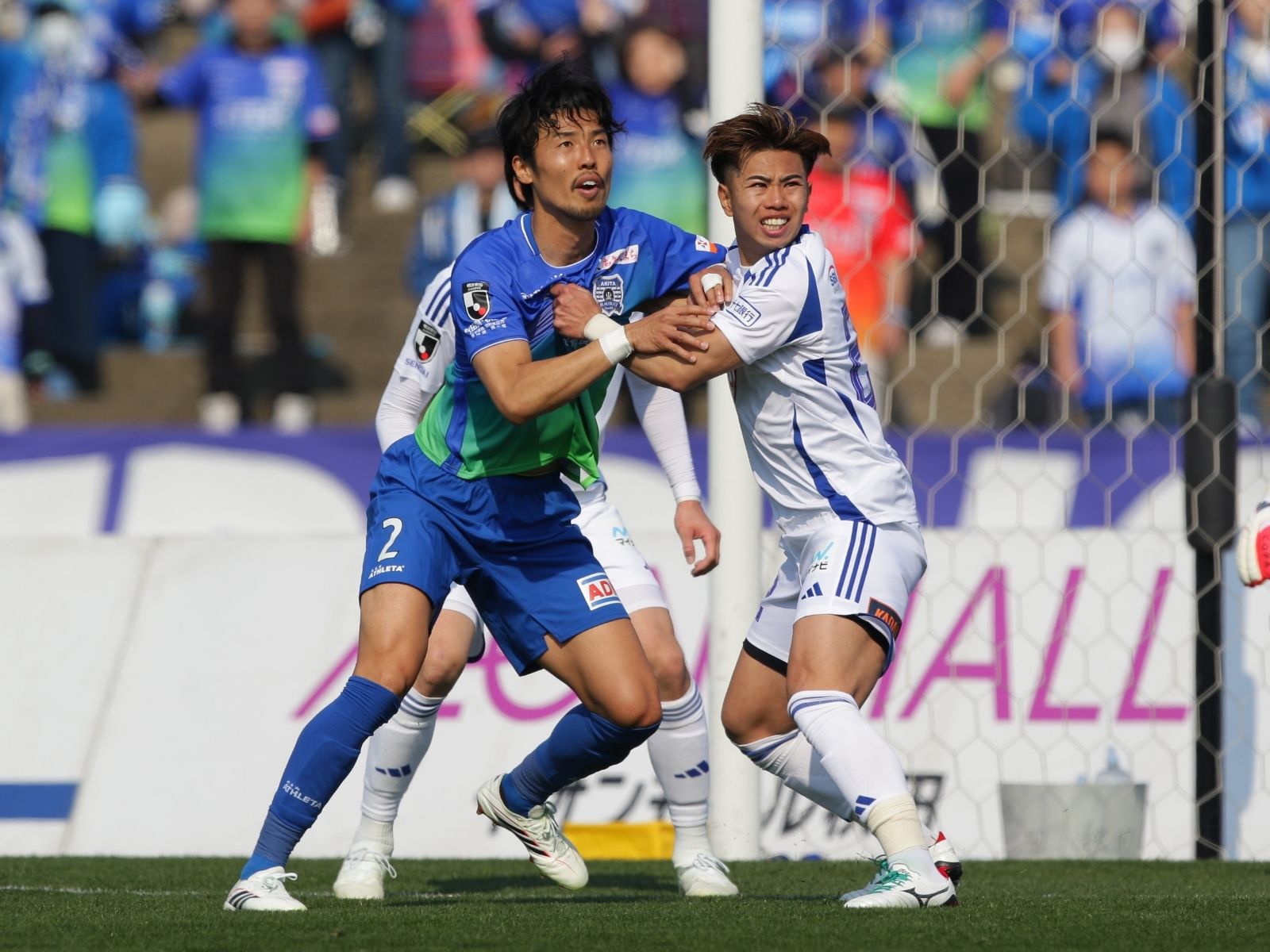 守備は充実の一途。下を向く必要はない