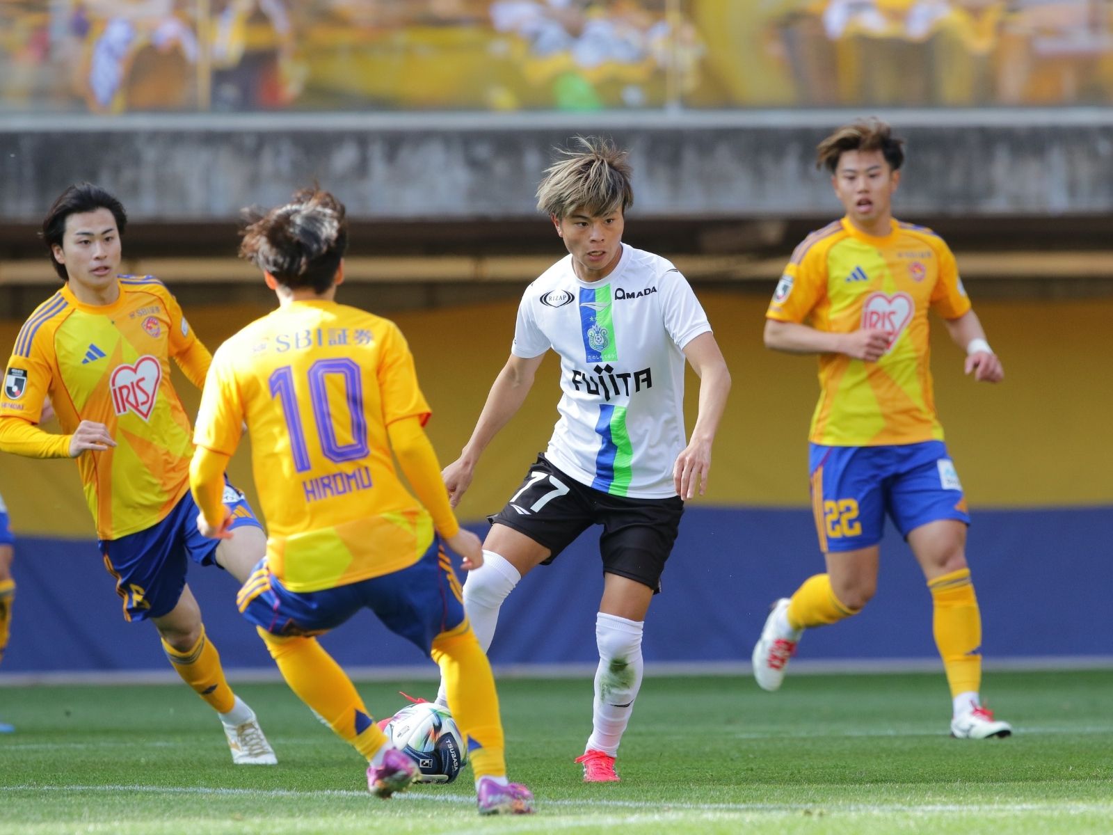 物足りなさは否めず。 出よ、イニシアチブの象徴