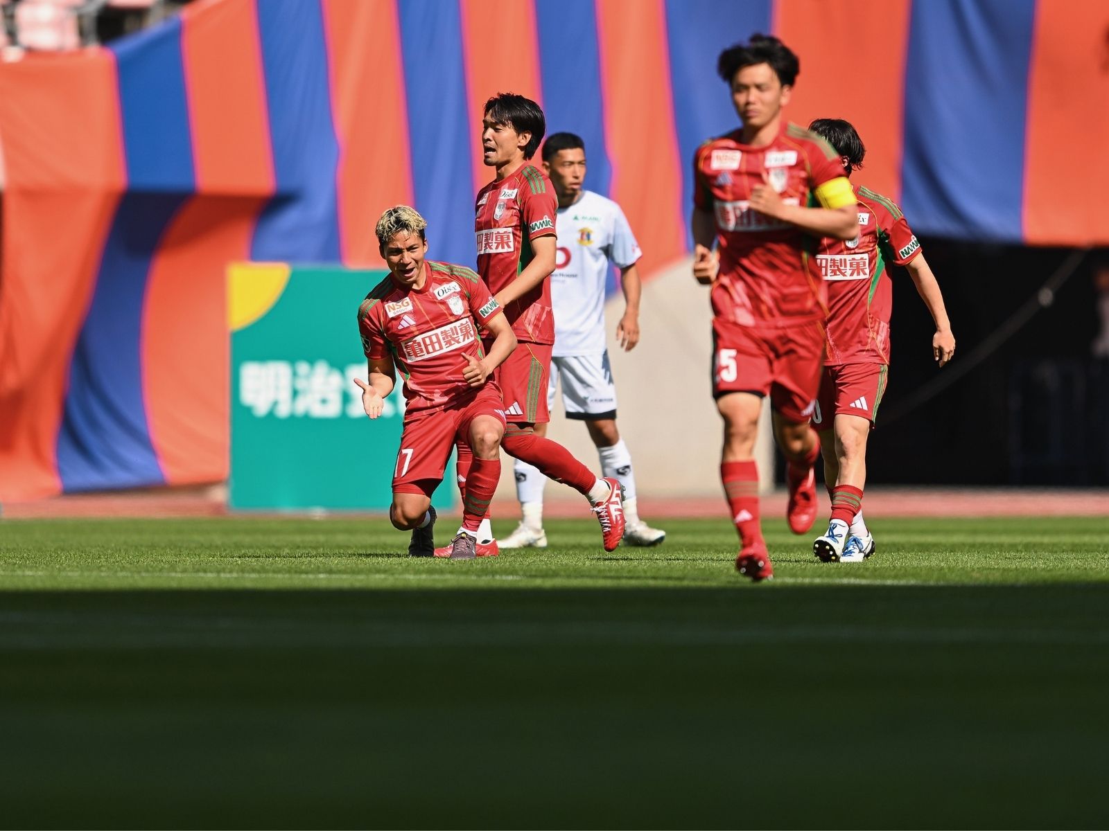 止まらぬシマブク。 今度は鮮烈FK