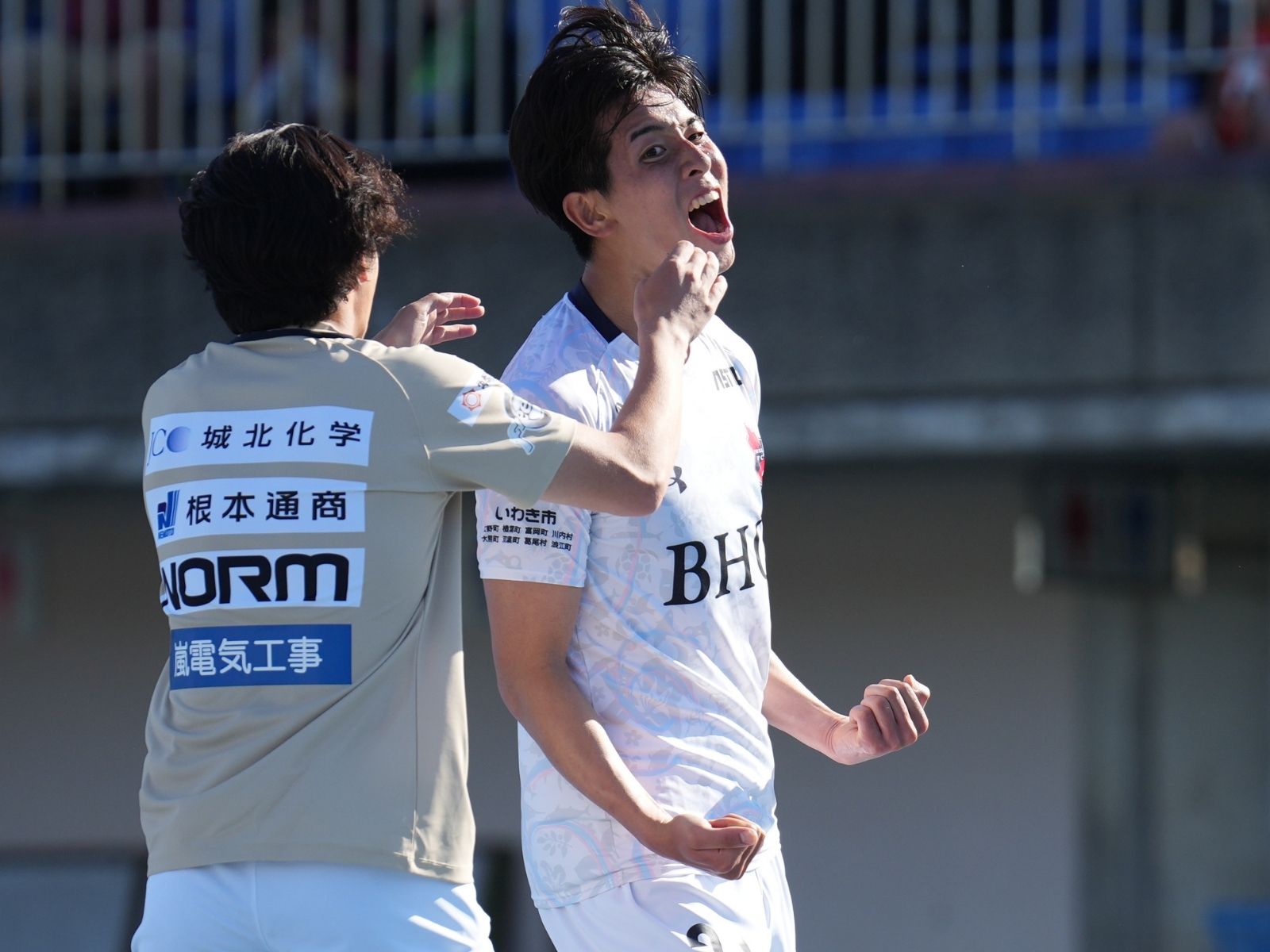 メッセージから10分強、高橋勇利也の大仕事