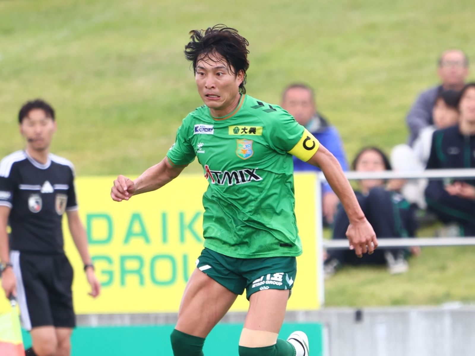 もっとつながってサッカーをやらないと